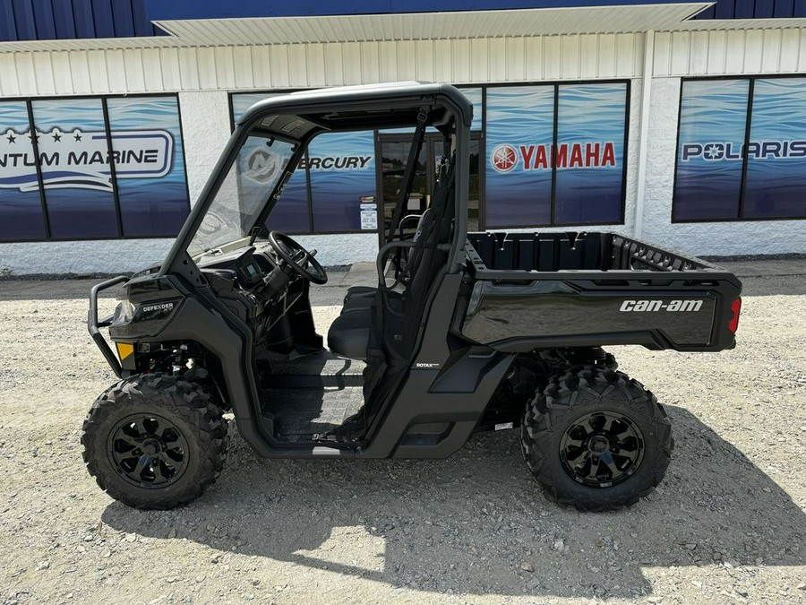 2024 Can-Am™ Defender XT HD9