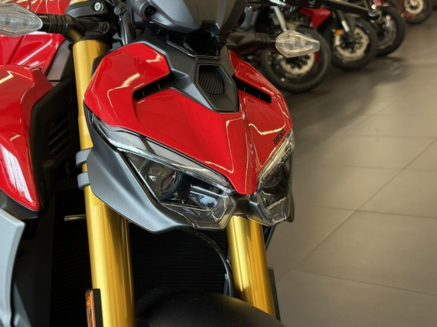 2025 Ducati Streetfighter V2 S Ducati Red