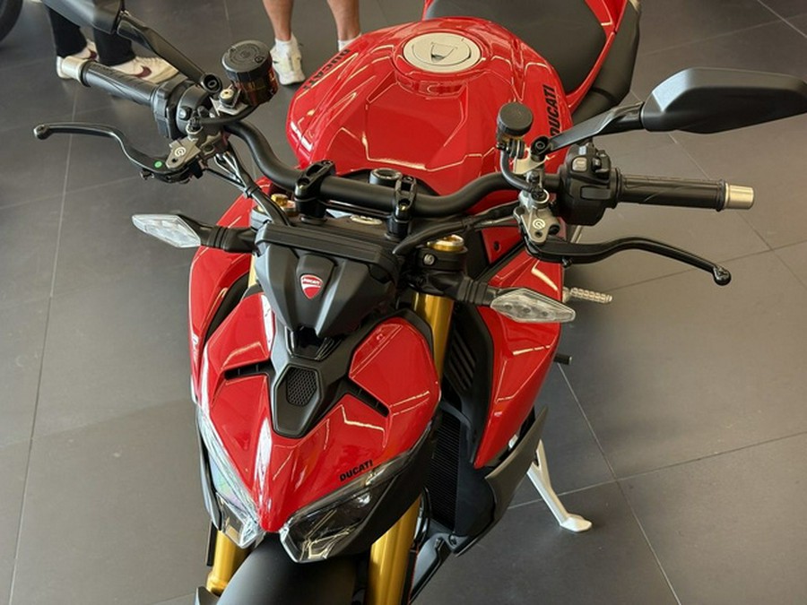 2025 Ducati Streetfighter V2 S Ducati Red