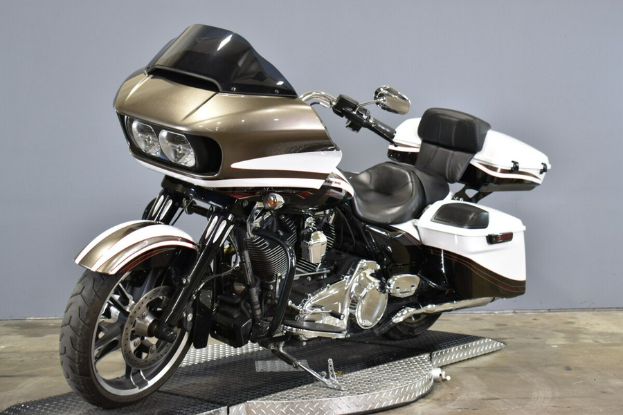 2015 Harley-Davidson Road Glide Special