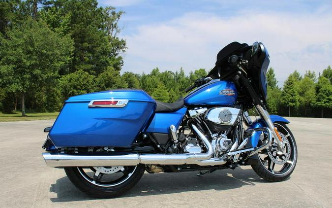 2025 Harley-Davidson® FLHX - Street Glide®