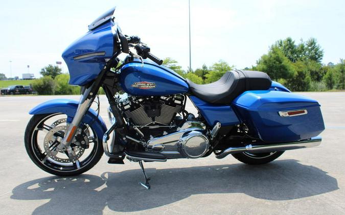 2025 Harley-Davidson® FLHX - Street Glide®
