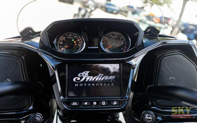 2025 Indian Motorcycle CHALLENGER DARK HORSE 112 RA 49ST