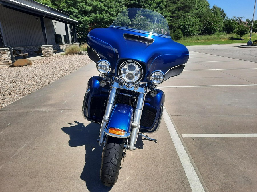 2015 Harley-Davidson® Ultra Limited Superior Blue