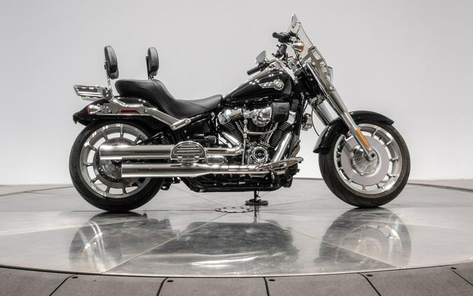 2023 HARLEY-DAVIDSON FLFBS FAT BOY 114 in Vivid Black with 907 miles