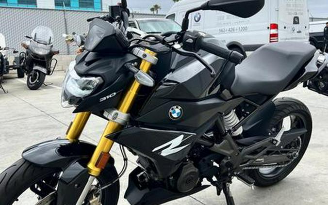 2022 BMW G 310 R Cosmic Black 2