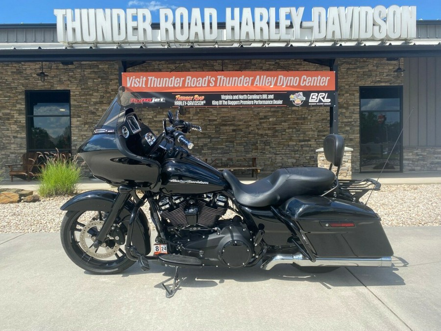 2017 Harley-Davidson Road Glide Vivid Black