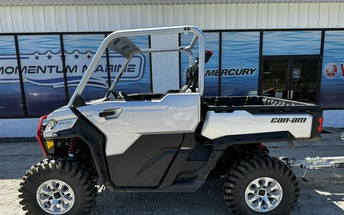 2024 Can-Am™ Defender X mr With Half Doors HD10