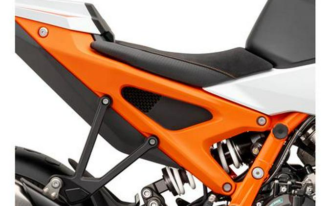 2026 KTM 990 Duke R