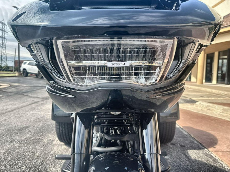 2026 Harley-Davidson® Road Glide 3 Vivid Black