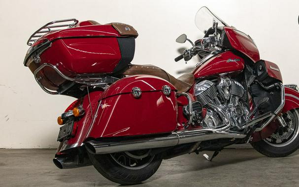 2015 Indian Motorcycle® Roadmaster™ Indian Red