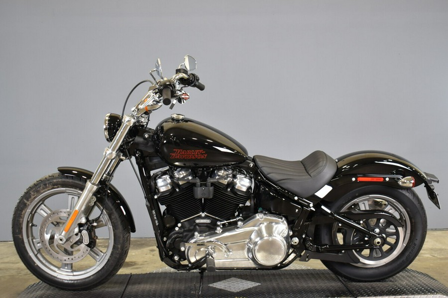 2024 Harley-Davidson Softail Standard