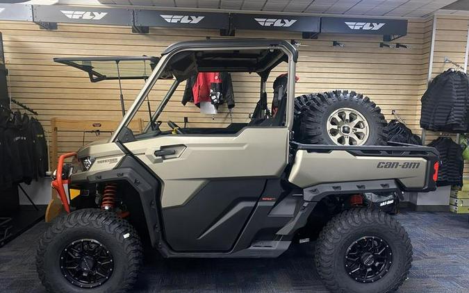 2023 Can-Am® Defender X mr with Doors HD10