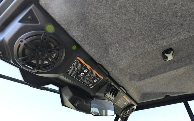 2026 Can-Am Defender MAX Limited HD11