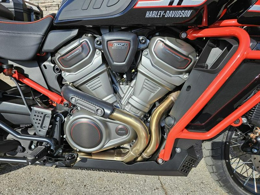 2024 Harley-Davidson® RA1250SE - CVO™ Pan America®