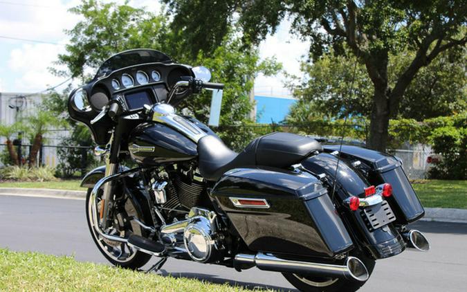 2021 Harley-Davidson FLHX - Street Glide