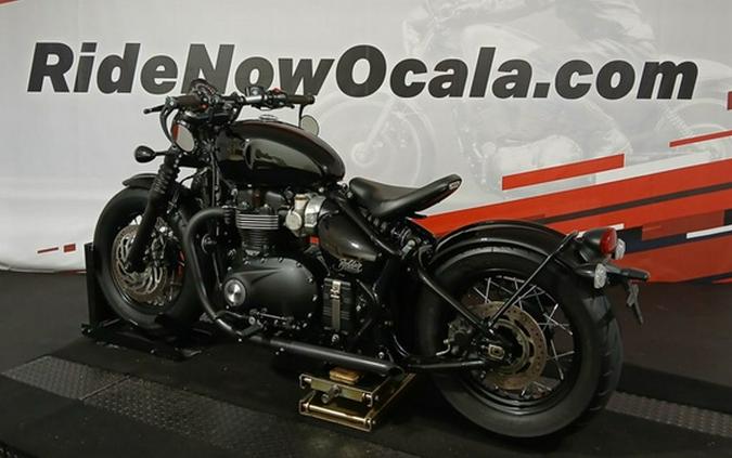 2020 Triumph Bonneville Bobber Black