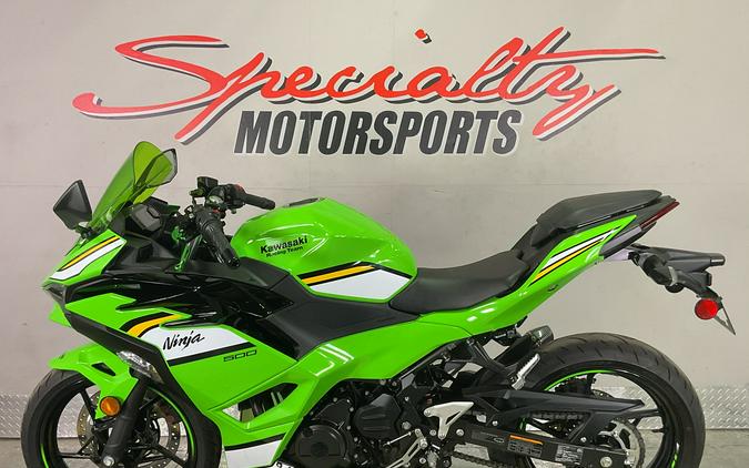 2025 Kawasaki Ninja® 500