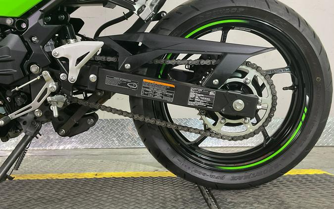 2025 Kawasaki Ninja® 500