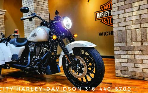 USED 2023 Harley-Davidson Freewheeler, FLRT