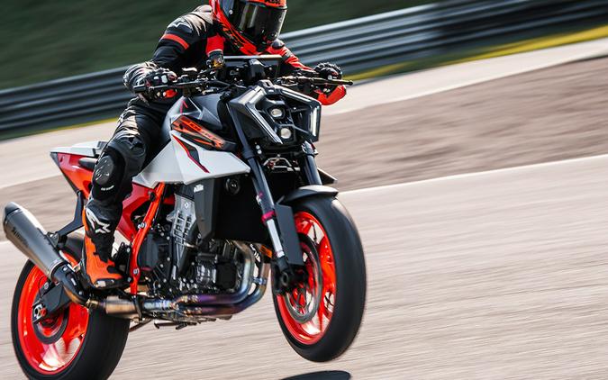 2026 KTM 990 DUKE R - 912423