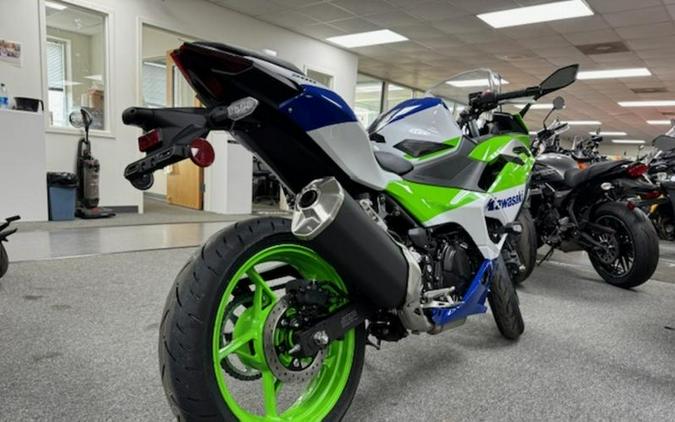 2024 Kawasaki Ninja® 500 SE 40th Anniversary Edition ABS