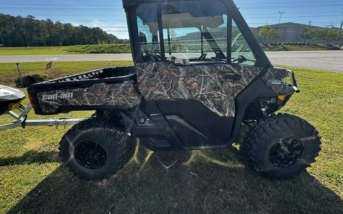 2024 Can-Am™ Defender Limited HD10