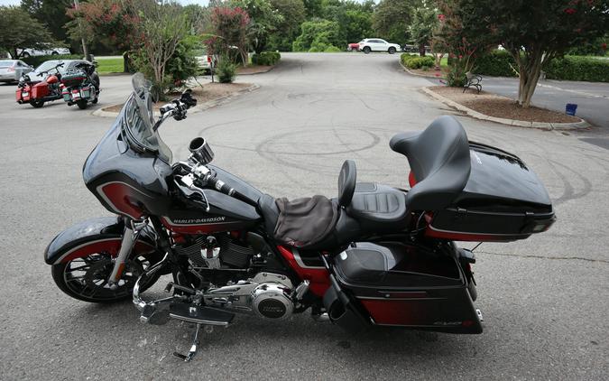 2021 Harley-Davidson CVO™ Street Glide®