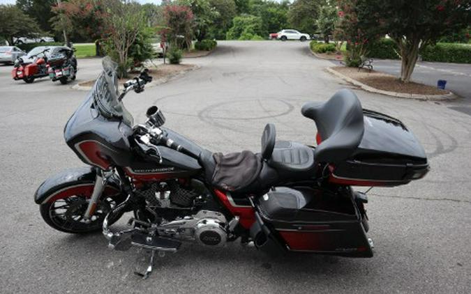 2021 Harley-Davidson CVO™ Street Glide®