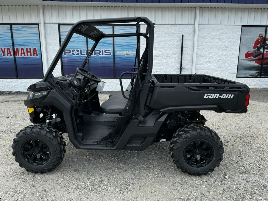 2024 Can-Am™ Defender DPS HD10