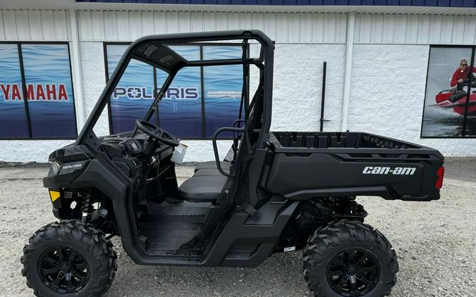 2024 Can-Am™ Defender DPS HD10