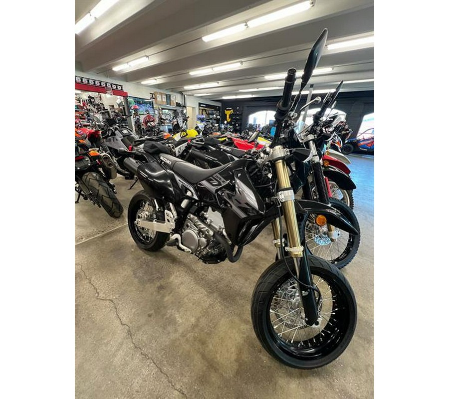 2024 Suzuki DR-Z 400SM