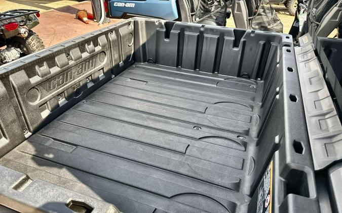 2025 Can-Am DEFENDER MAX LTD CAB LONE STAR HD10