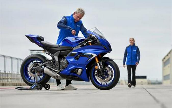 2025 Yamaha YZF-R7