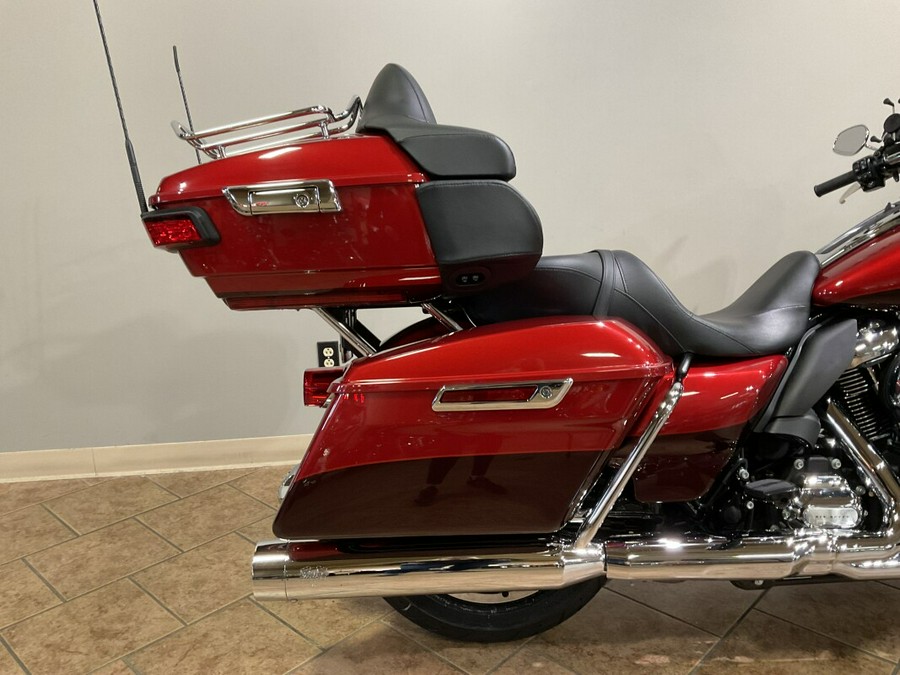 2018 Harley-Davidson® Ultra Limited Low Wicked Red/Twisted Cherry FLHTKL