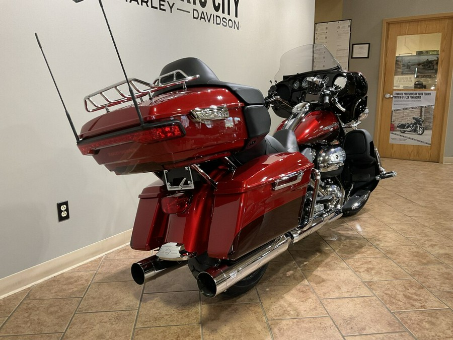2018 Harley-Davidson® Ultra Limited Low Wicked Red/Twisted Cherry FLHTKL