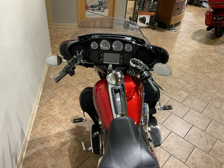 2018 Harley-Davidson® Ultra Limited Low Wicked Red/Twisted Cherry FLHTKL