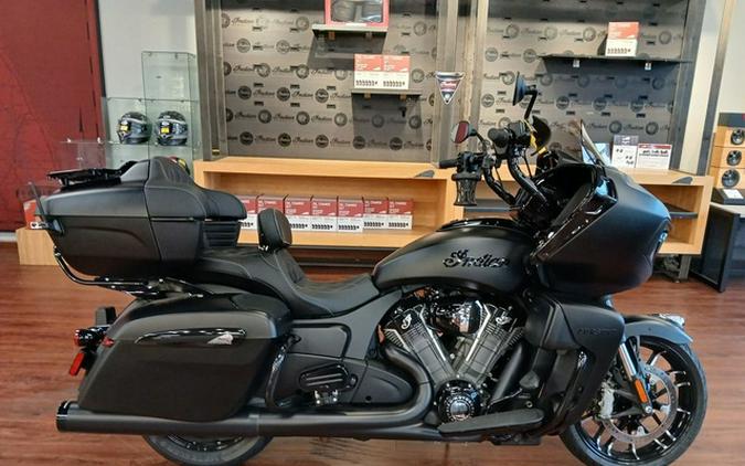2025 Indian Pursuit Dark Horse Black Smoke