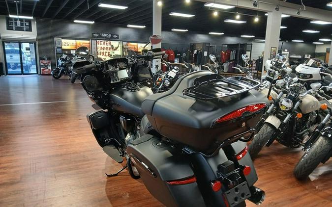 2025 Indian Pursuit Dark Horse Black Smoke