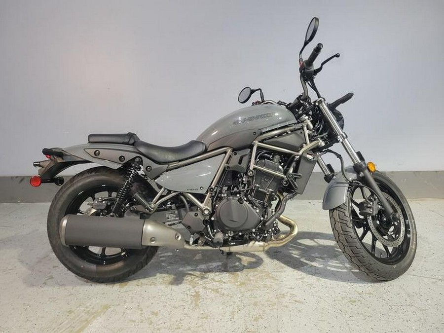 2024 Kawasaki Eliminator® Pearl Storm Gray