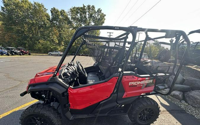 2024 Honda® Pioneer 1000-5 Deluxe