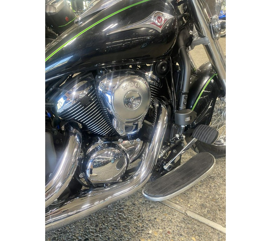 2015 Kawasaki Vulcan® 900 Classic LT