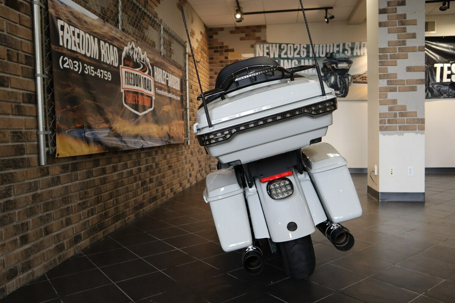 2020 CVO Limited (FLHTKSE)