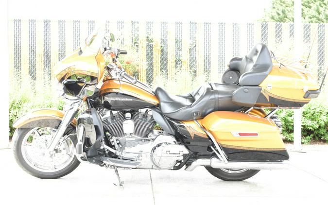 2015 Harley-Davidson CVO Ultra Limited FLHTKSE