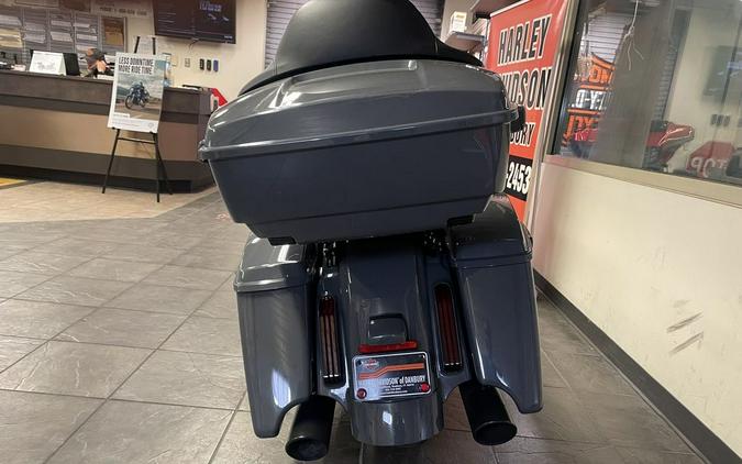 2018 Harley-Davidson® FLHXSE - CVO™ Street Glide®