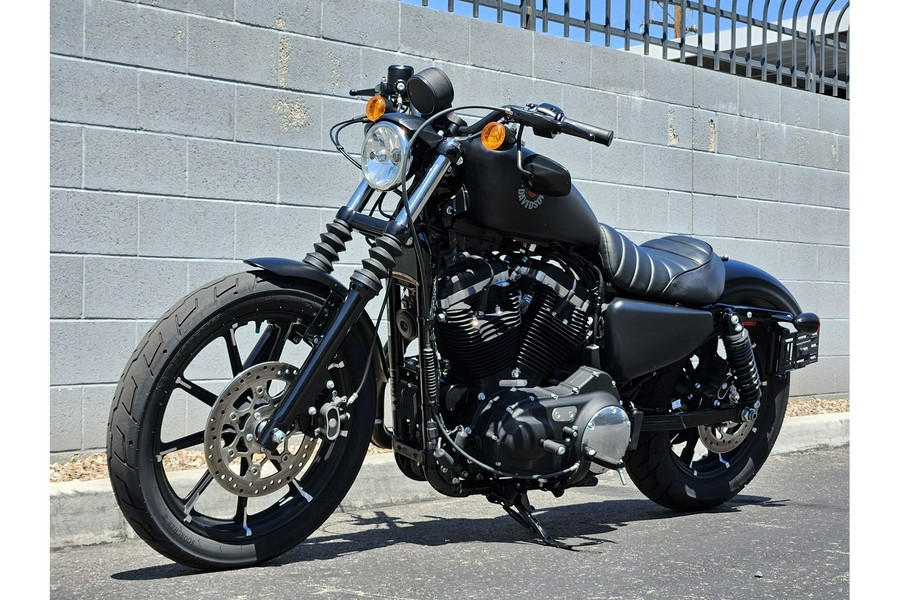 2022 Harley-Davidson® Iron 883