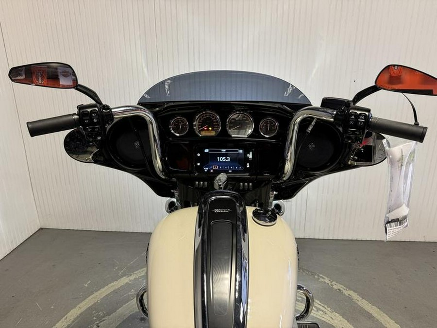 2022 Harley-Davidson® FLHXS - Street Glide® Special