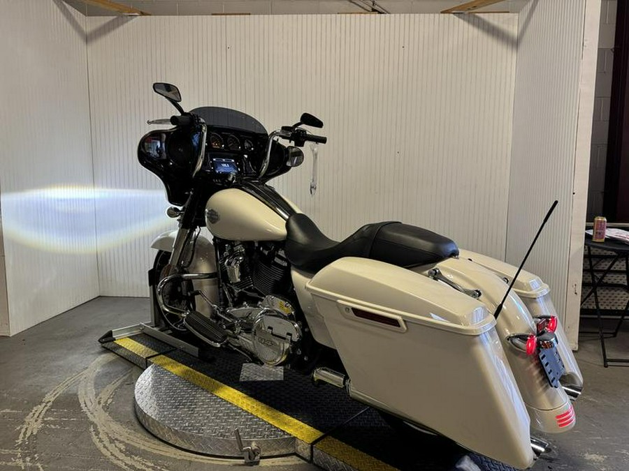 2022 Harley-Davidson® FLHXS - Street Glide® Special
