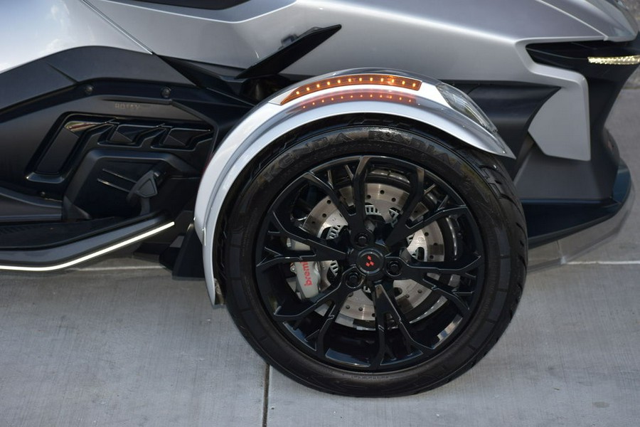 2023 Can-Am® Spyder RT Limited Dark Wheels