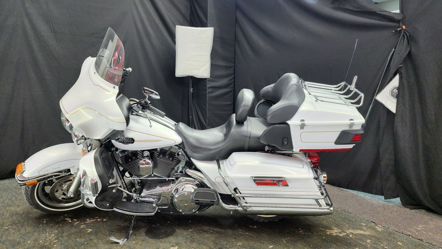 2008 Harley-Davidson® FLHTCU-Electra Glide Classic